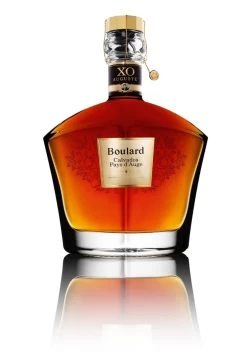 Boulard - Carafe XO Auguste -Mars Soldes calvados boulard carafe xo auguste 2