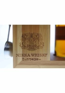 Coffret Nikka Pure Malt Spice Rack -Mars Soldes whisky coffret nikka pure malt spice rack 2
